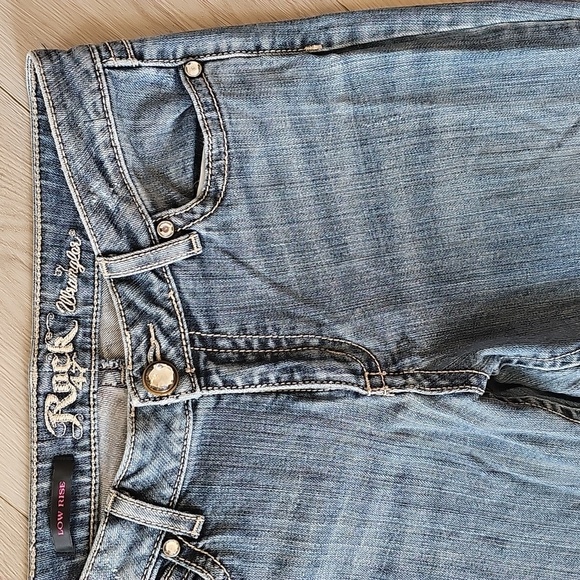 Rock 47 by Wrangler Low Rise Bootcut Jeans, Size 9/10 - Picture 4 of 16